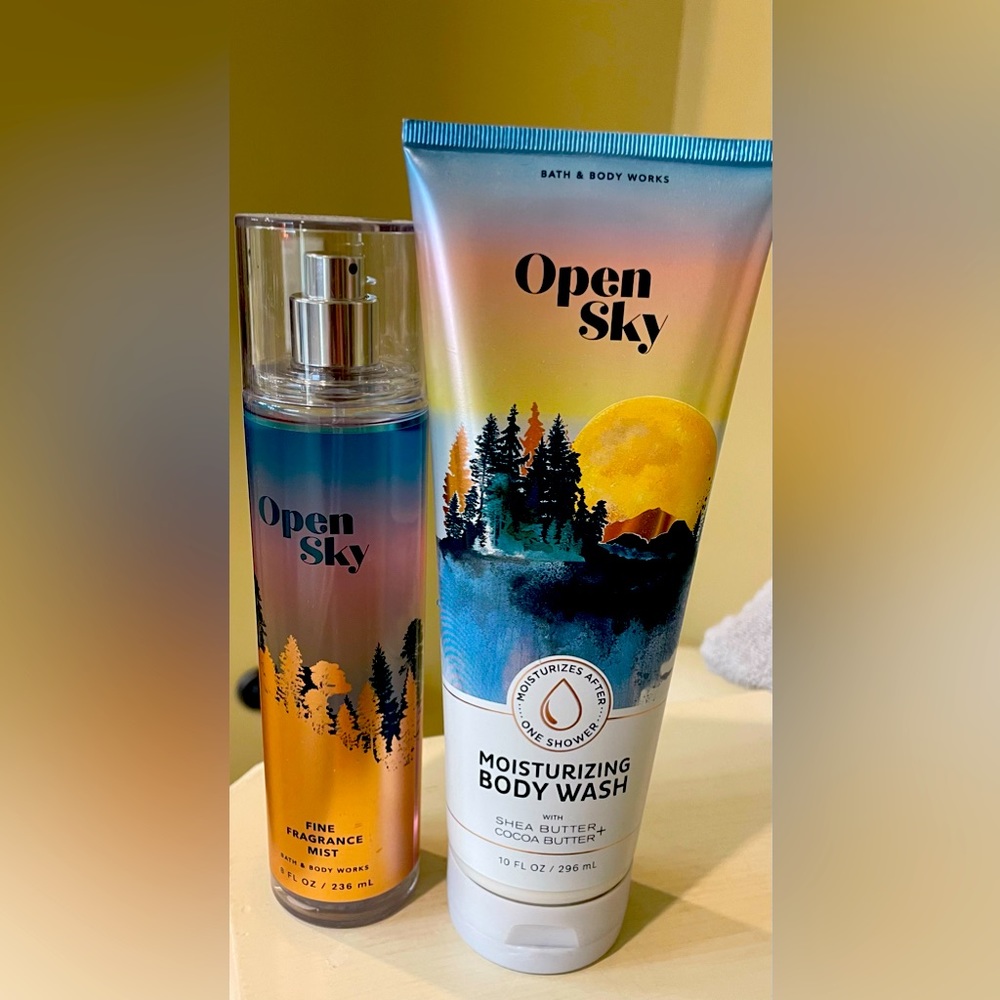 Bath & Body works body wash and spray. Never used. Smoke free home